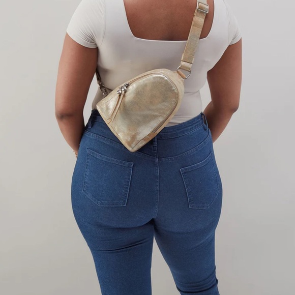 NWT HOBO Metallic Leather Fern Sling Bag - Picture 5 of 13